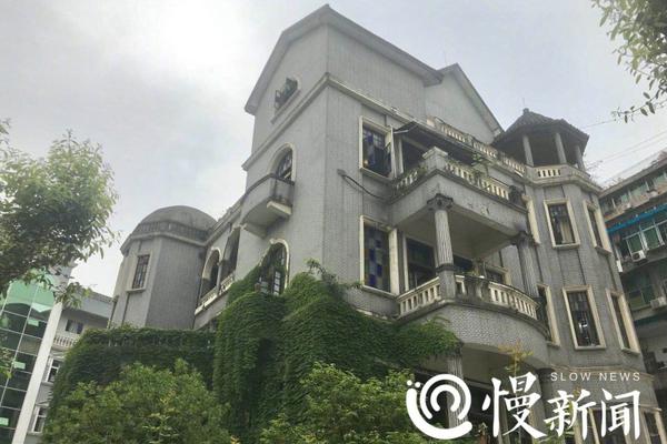 知道為什么，全世界交通法規都要求機動車主動避讓行人么
